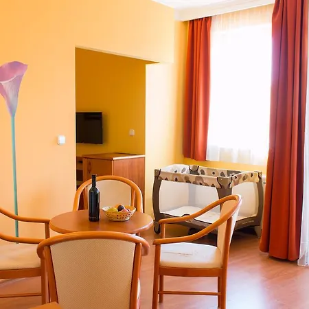 Διαμέρισμα Karos Gold 813 Wellness *